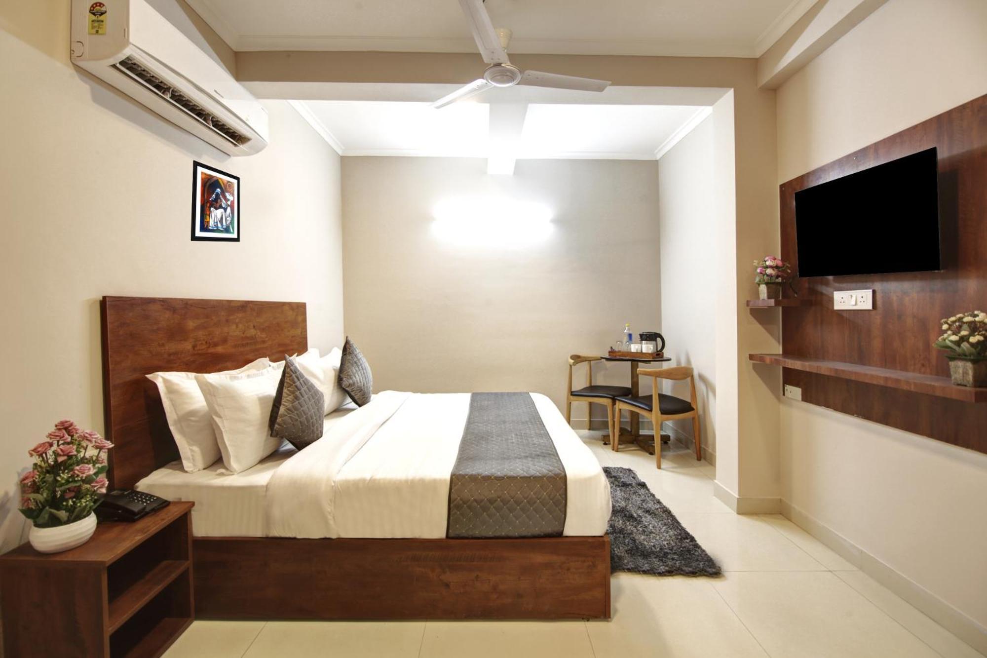 Limewood Stay - Executive Huda City Center Gurgaon Exterior foto