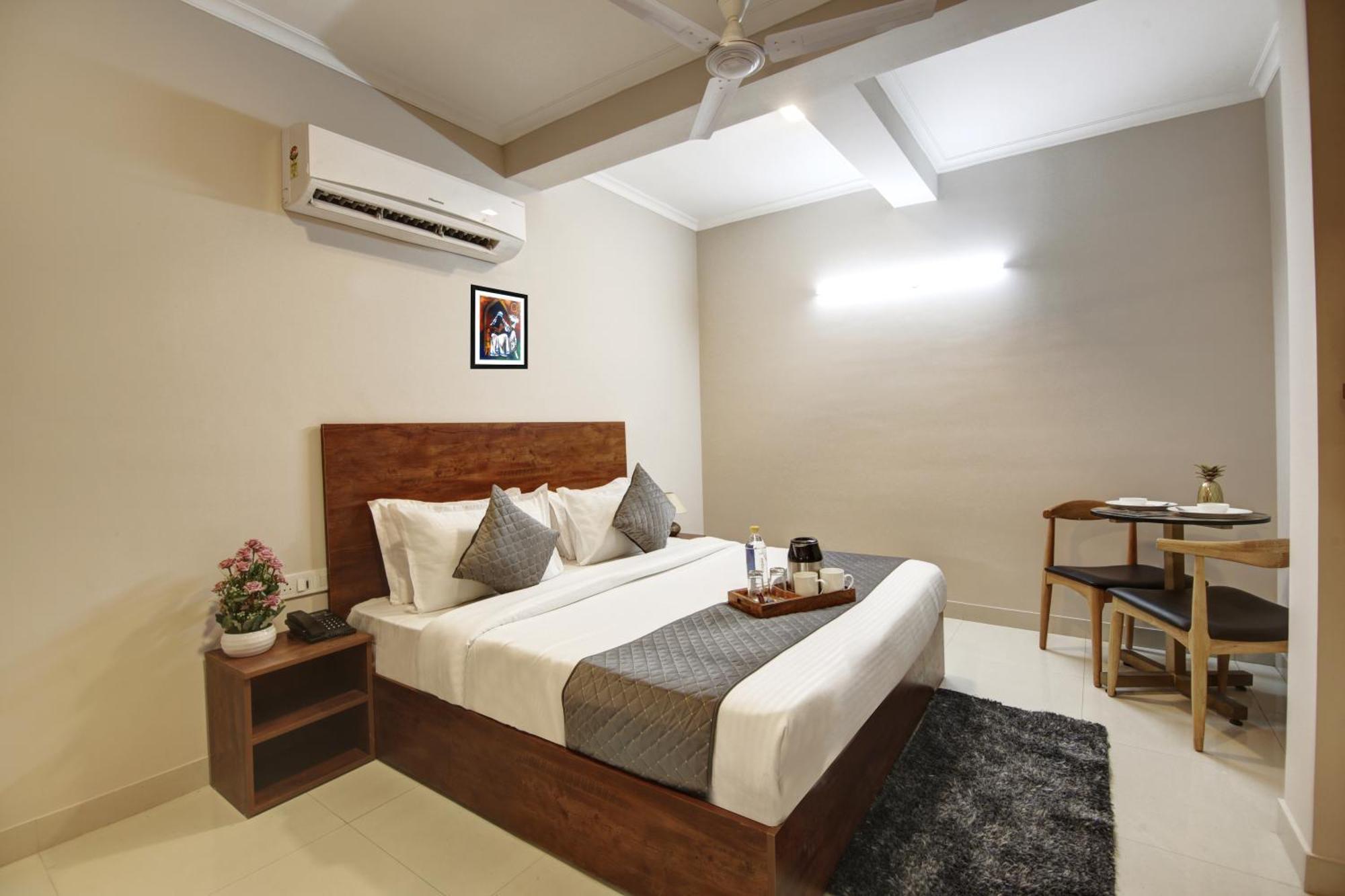 Limewood Stay - Executive Huda City Center Gurgaon Exterior foto