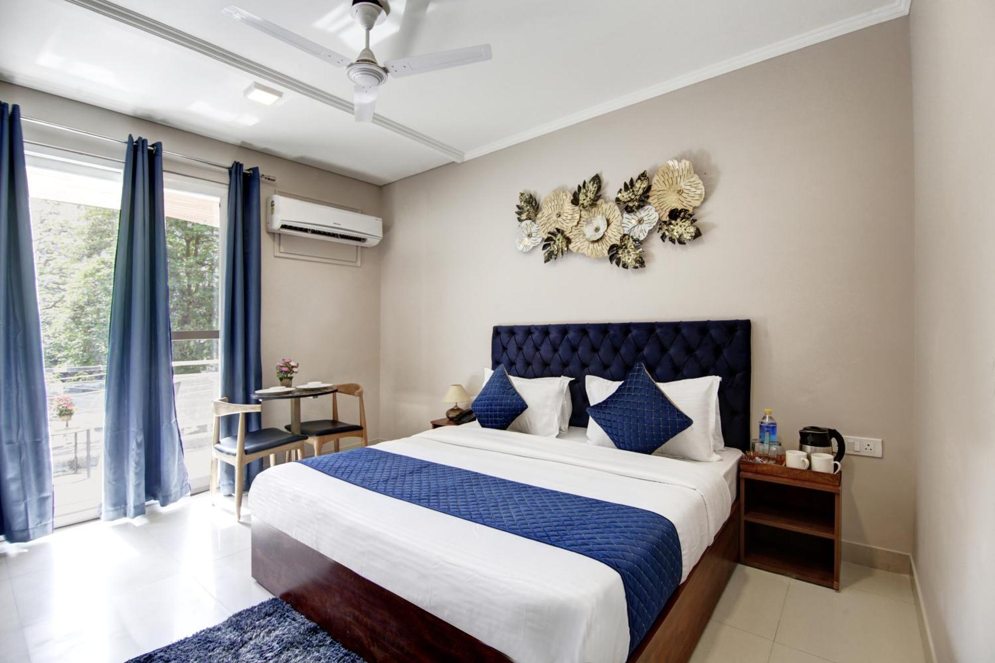 Limewood Stay - Executive Huda City Center Gurgaon Exterior foto