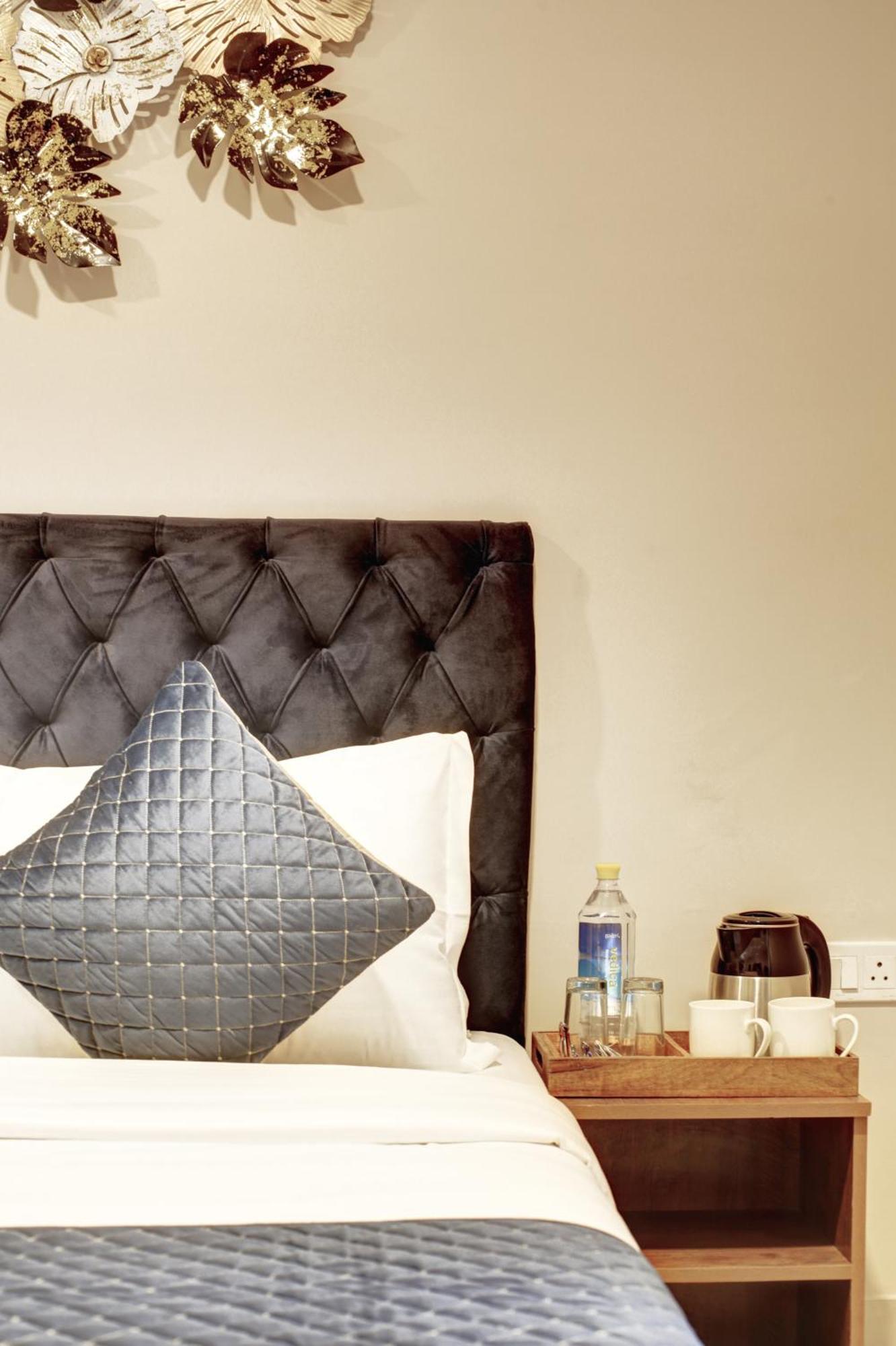Limewood Stay - Executive Huda City Center Gurgaon Exterior foto