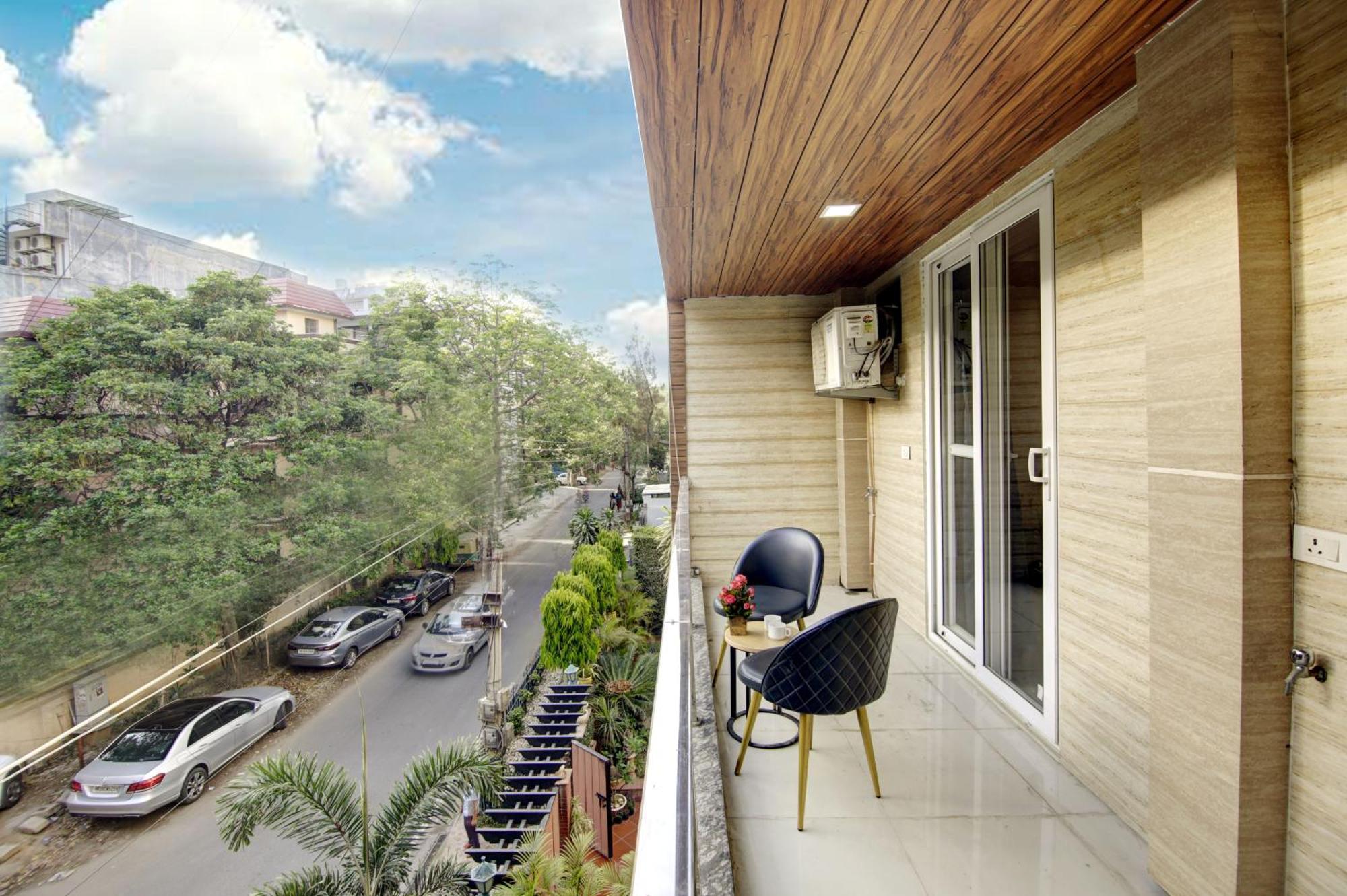 Limewood Stay - Executive Huda City Center Gurgaon Exterior foto